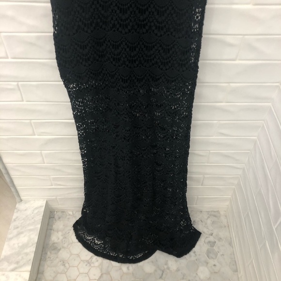 CHASER Spanish Lace Maxi Dress - Picture 12 of 12
